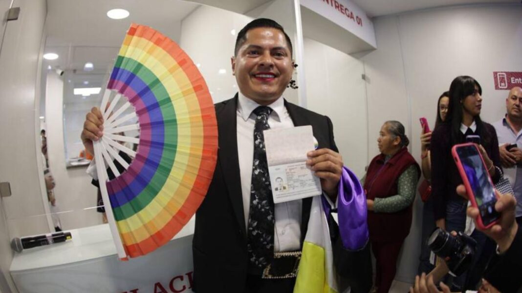 Entregan primer pasaporte no binario en México Yucatán Al Momento