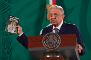 amlo no declara ganancias por libro